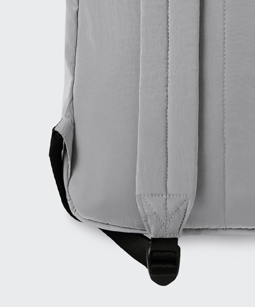 Musinsa Standard Woman Women'S Bright String Pocket Backpack [Light Grey]
