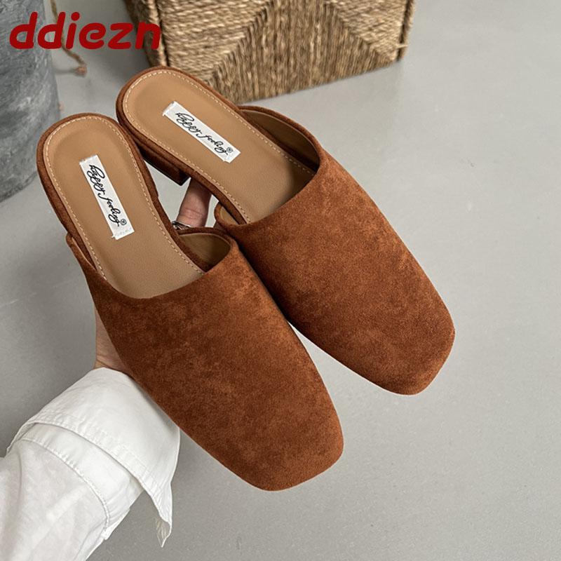 Fashion Summer Spring Fashion Square Toe Ladies Flats Slippers Luxury Flats Slippers Shoes For Women Mules Female Slides Sandals Shoes