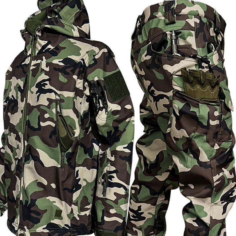 Winter Outdoor Men's Training Suit Tactical Camouflage Assault Plush Waterproof Adventure Skiing Jacket Travel Clothing Workwear