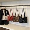 Large-capacity Tote Bag, Fashionable Shoulder Bag, High-end Texture, Trendy Bag for Commuting To School
