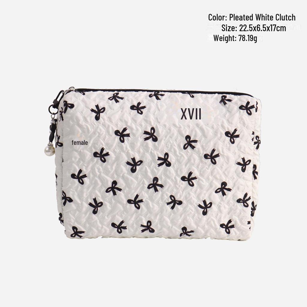 Kosmetisk väska med präglad plisserad rosett - Rymlig, exklusiv multifunktionell förvaring.