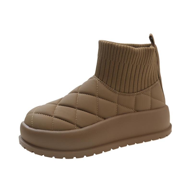 

Snow boots women s winter velvet thickened Northeast large cotton shoes leather surface waterproof and non-slip minus 40 degrees cold-proof thick sole 40