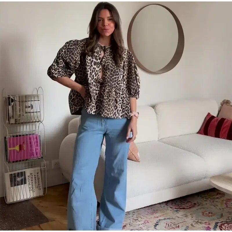 Mode Leopard Gedruckt Aushöhlen Hemd Frauen Kausalen O Hals Kurzarm Einreiher Tops 2024 Neue Chic Weibliche Streetwear
