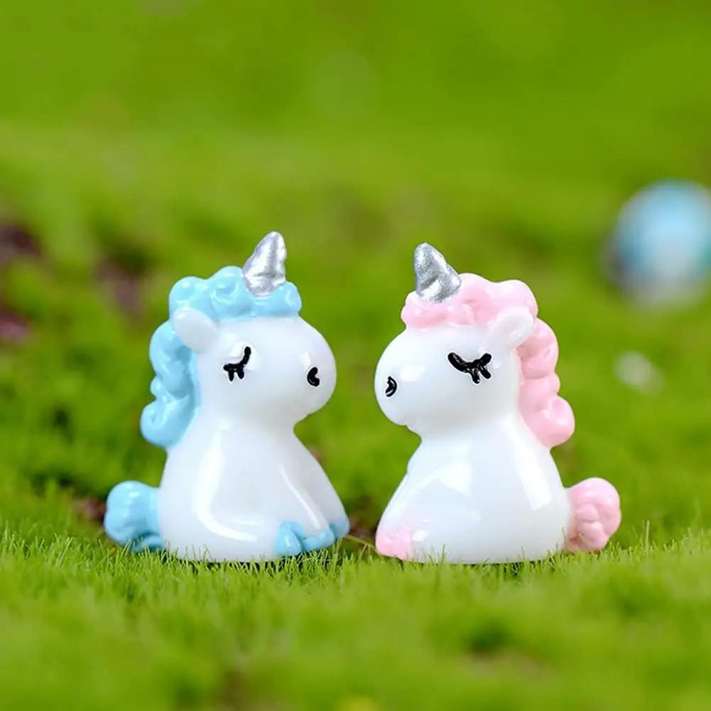 20Pcs Glowing Unicorn Resin Figurines Mini Moss Terrarium Decor Cartoon Animal Diy Craft Supplies Car/Home Ornament