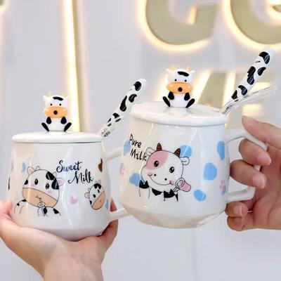Niedliche Keramiktasse mit Kuh-Motiv, Kaffeetassen, Deckel, Löffel, großes Fassungsvermögen, für Wasser, Büro, Milch, neues Produkt, kreatives Trinkgeschirr für Zuhause