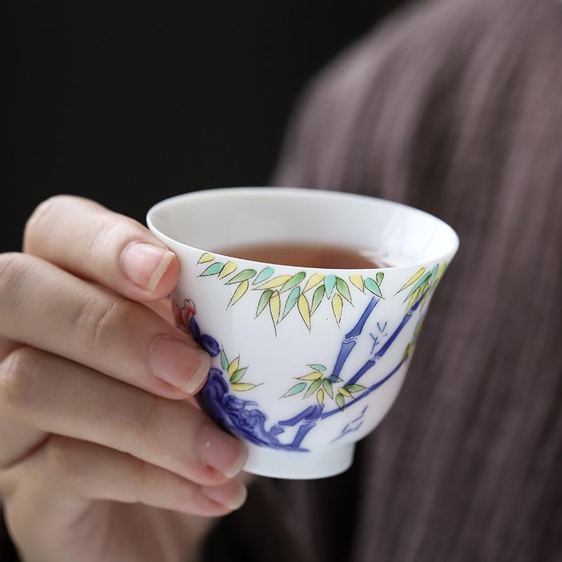 Sky Blue Gold-Accented Small Teacup Set for Home, Personalized Kung Fu Tea Tasting, Six-Cup Gift Box for Gifting.