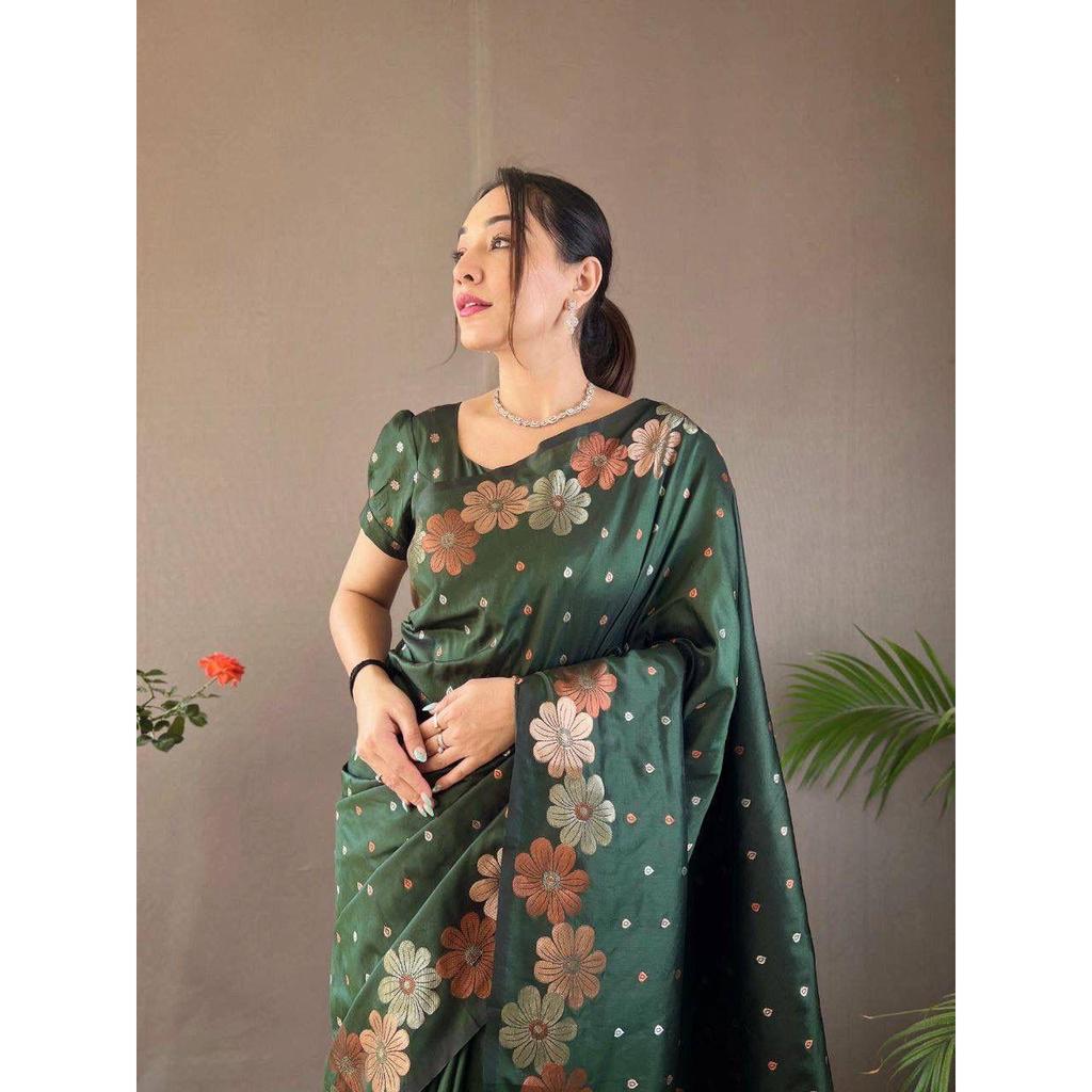 This Beautiful Saree Is Elegantly Decorated with Gorgeous Solid Jacquard Weave That Gives a Perfect Look To the Outfit.