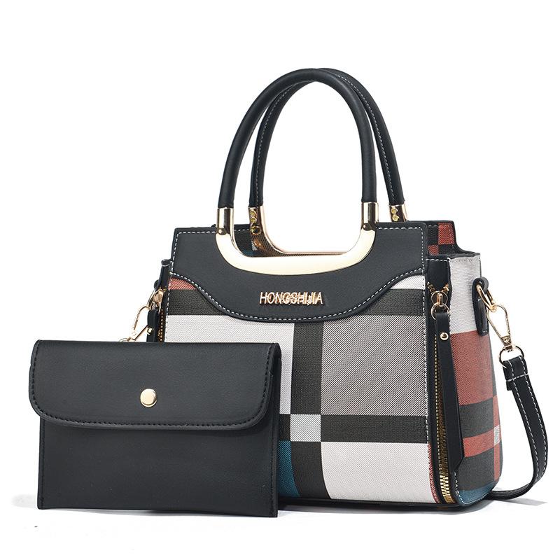 Bag Large Capacity Women's 2025 New Fashion Shoulder Messenger Bag Versatile High Sense Tote Bag Women's Bag Tide