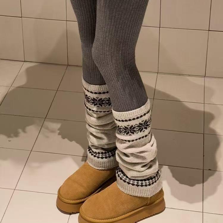 

Christmas Wool Leg Warmers for Women Girls Warm Knitted Foot Cover Socks JK Lolita Girls Long Stockings Leg Warmers Autumn Sock One Size