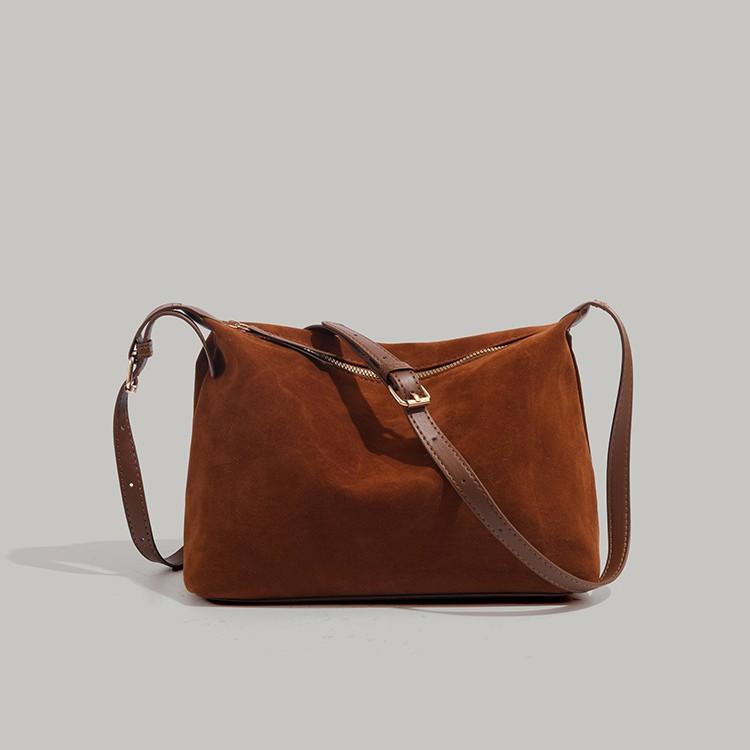 

Vintage Suede Tote Bag for Women 2024 New Autumn Winter High-end Fashion Single Shoulder Crossbody Bag Commuting Outing Trendy коричневый
