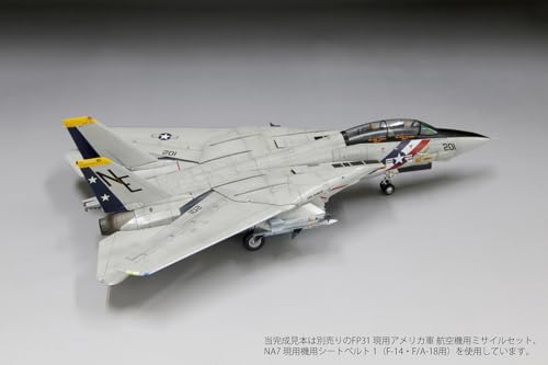 Fine Molds 1/72 Scale American F-14A Tomcat VF-2 Bounty Hunters Plastic Model FX05 (Airplane)
