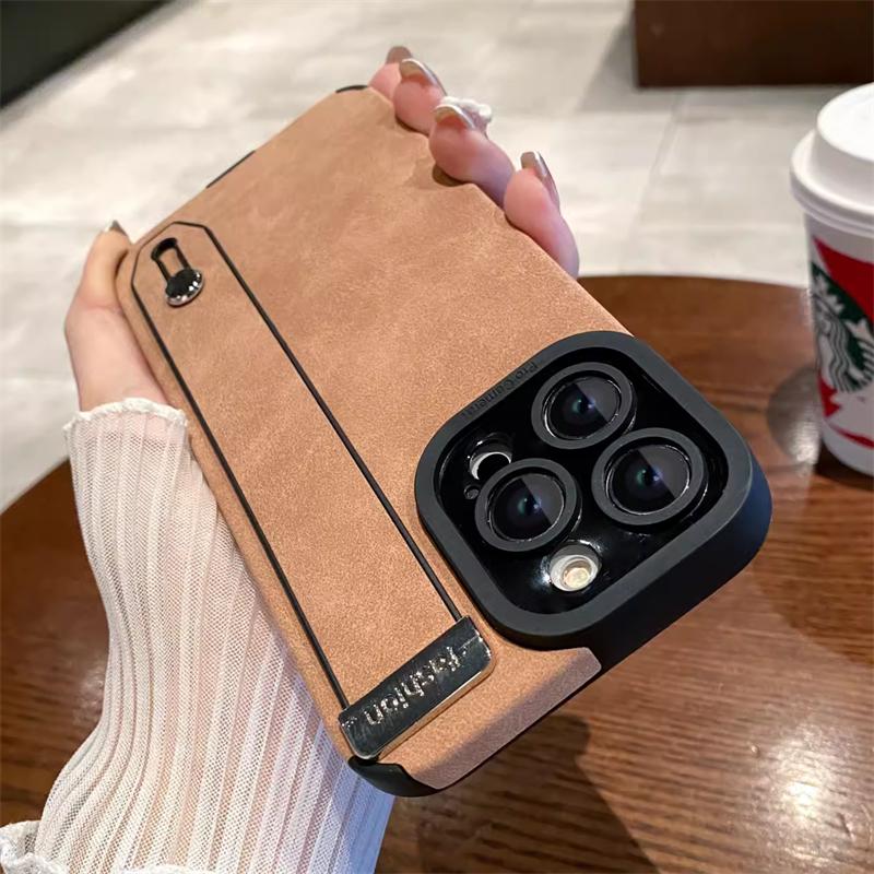 Luxuriöser Wildleder Pelz Leder Handgelenkband Halter Weiche Handyhülle Für iPhone 16 15 11 12 13 14 Pro Max 16 Plus Stoßfeste Bumper Abdeckung