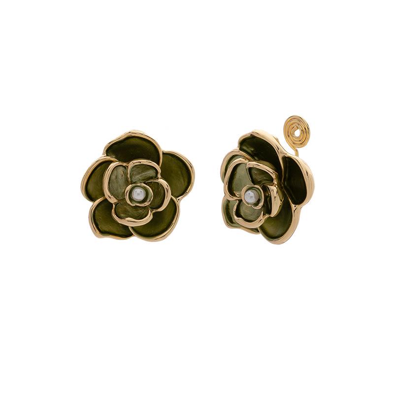 Elegant 2025 Green Camellia Flower Stud Earrings - No Piercing Clip-on for Women