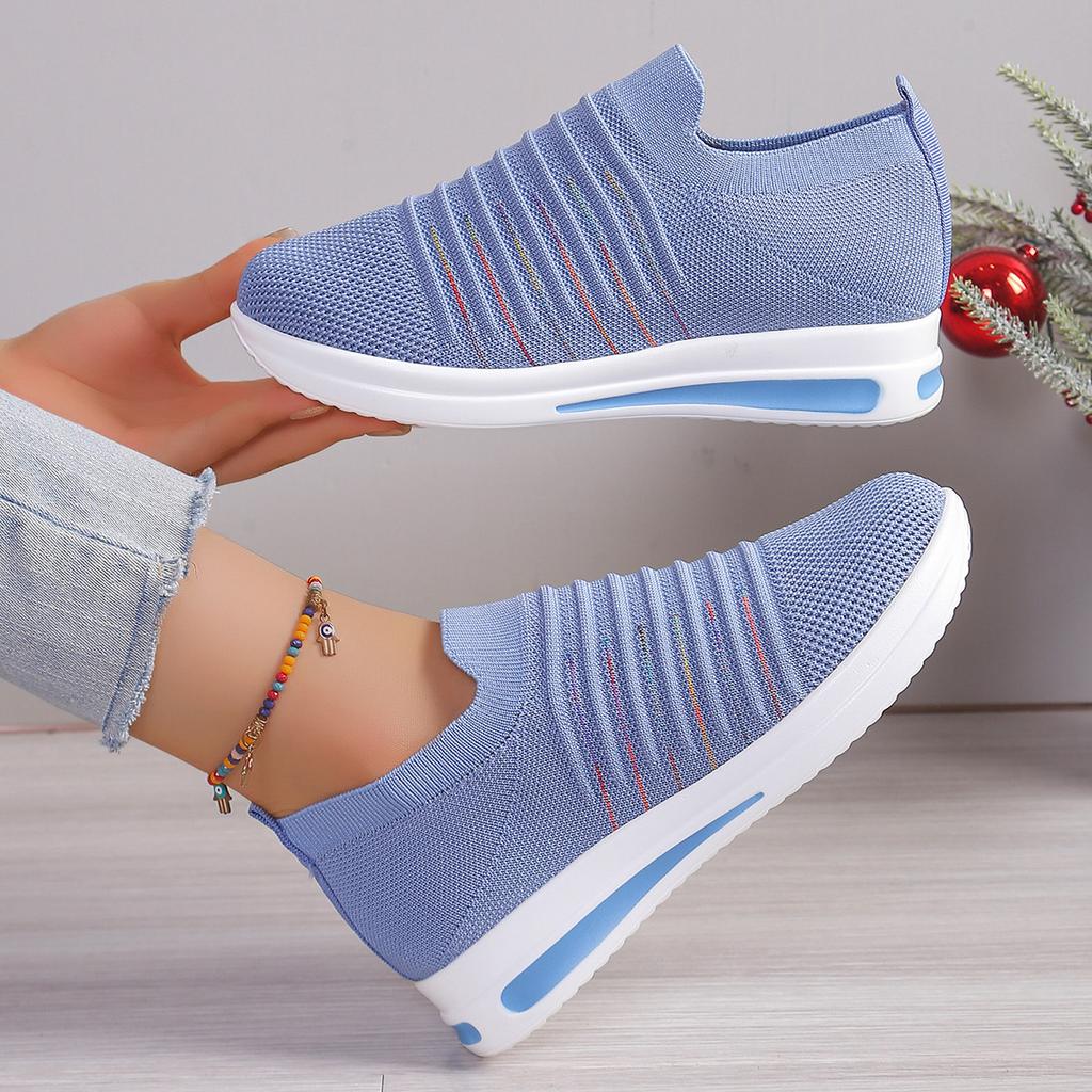 Fashion European 2025 Plus Size Women's Shoes New Thick Soled Sloping Heel Sports Style Casual Breathable Vulcanized Sneakers