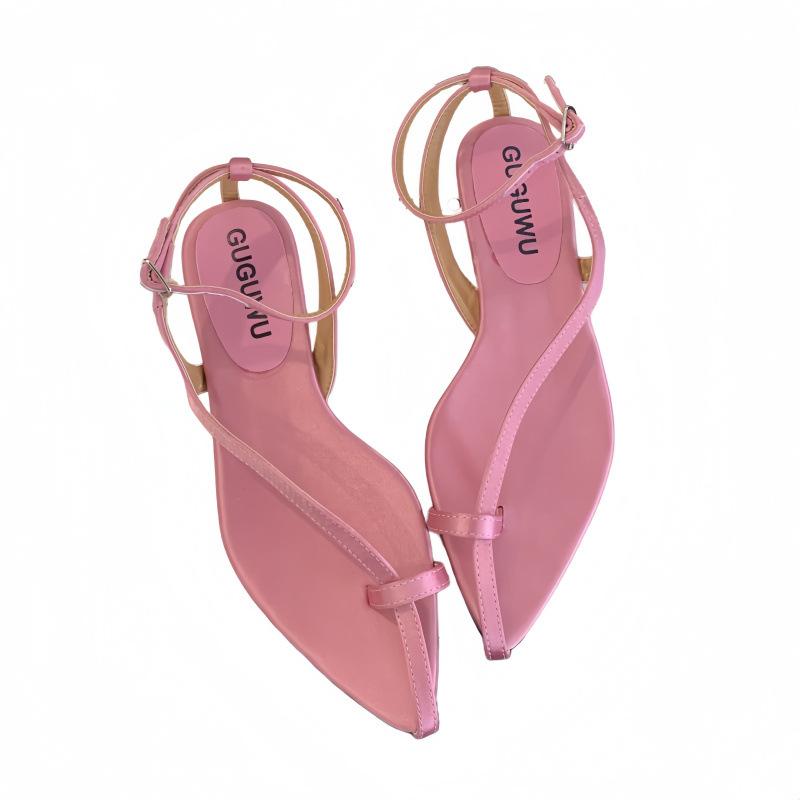 Niche design sense cover toe pointed temperament sandals women's new low-heeled cool slippers