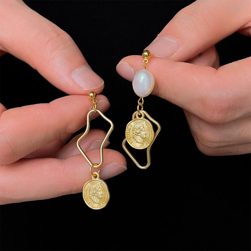 Средневековые асимметричные серьги с пресноводным жемчугом полые геометрические портрет золотая монета ушные украшения