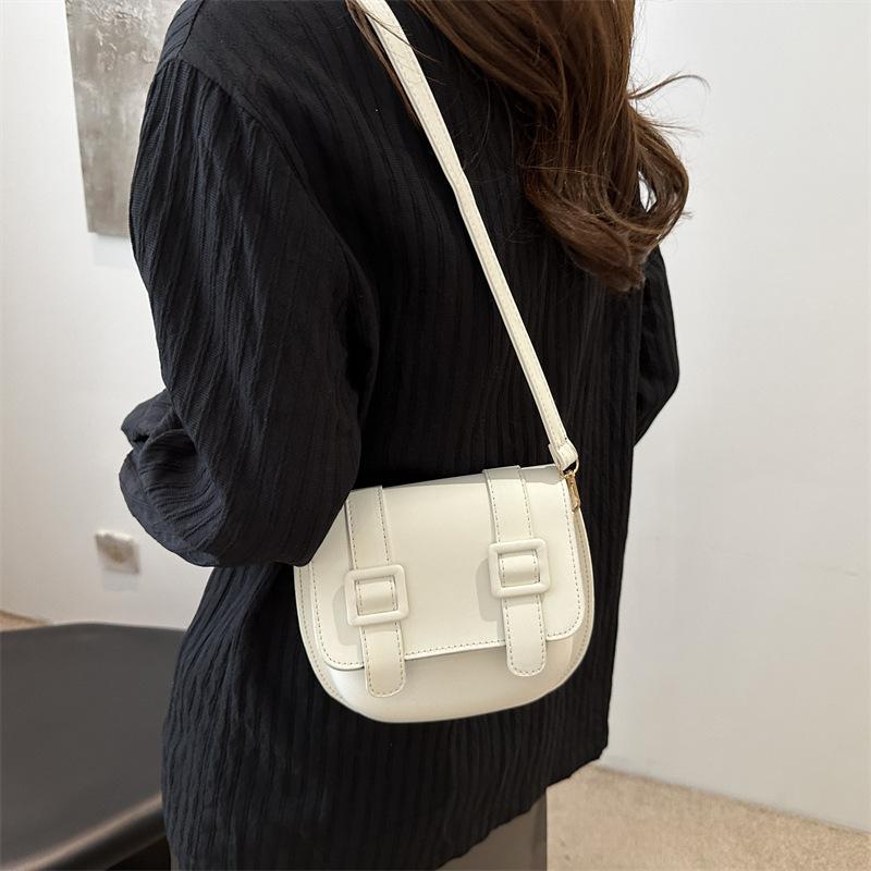 Casual and Beautiful Crossbody Bag Popular Simple French Niche Bag Women's Summer New Trendy Personalized Saddle Bag