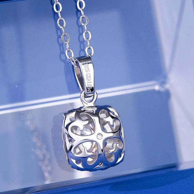 S925 Sterling Silver Moissanite Necklace Pendant Girls Fashion Versatile Round Bag Clavicle Chain