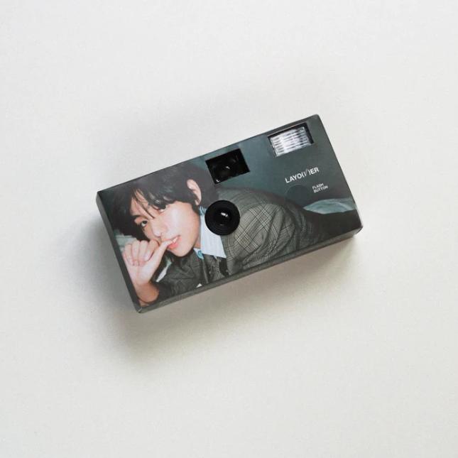 BTS V『LAYOVER』フィルムカメラ BTS V テテ LAYOVER DISPOSABLE CAMERA - メルカリ