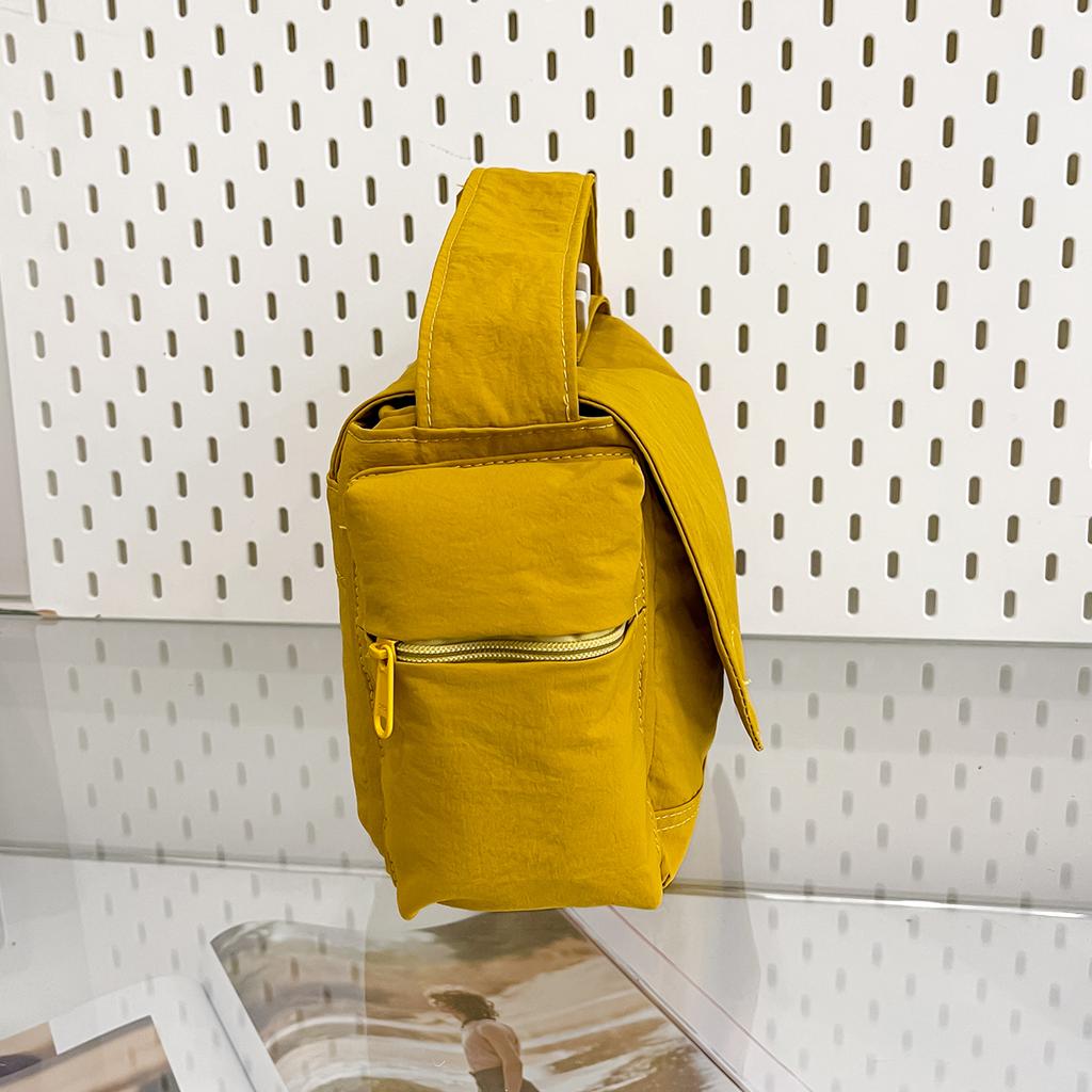 Women's Casual Nylon Crossbody Bag Lightweight Large Capacity Shoulder Bag Messenger Bag for Daily Work School Travel Solid Color Simple Style