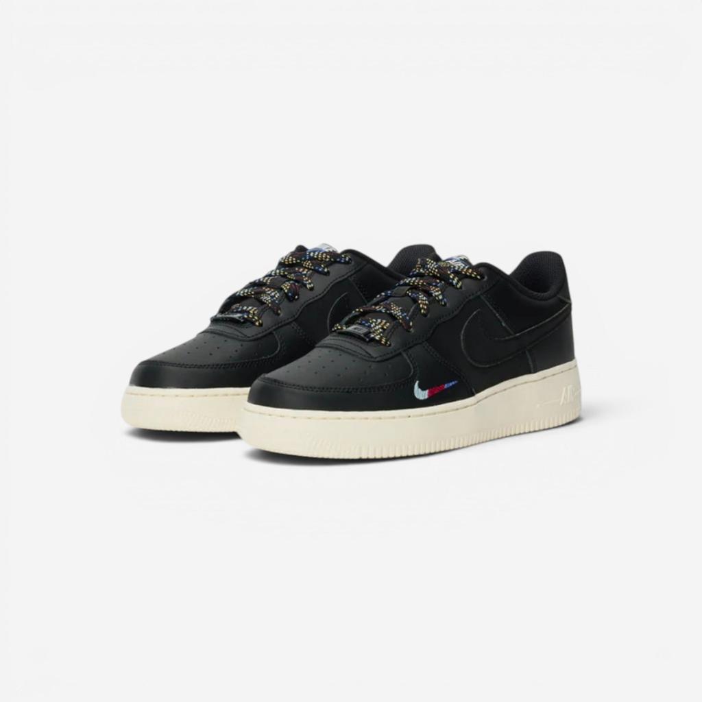 Nike Air Force 1 Lv8 (GS) "Black Saturn Gold"