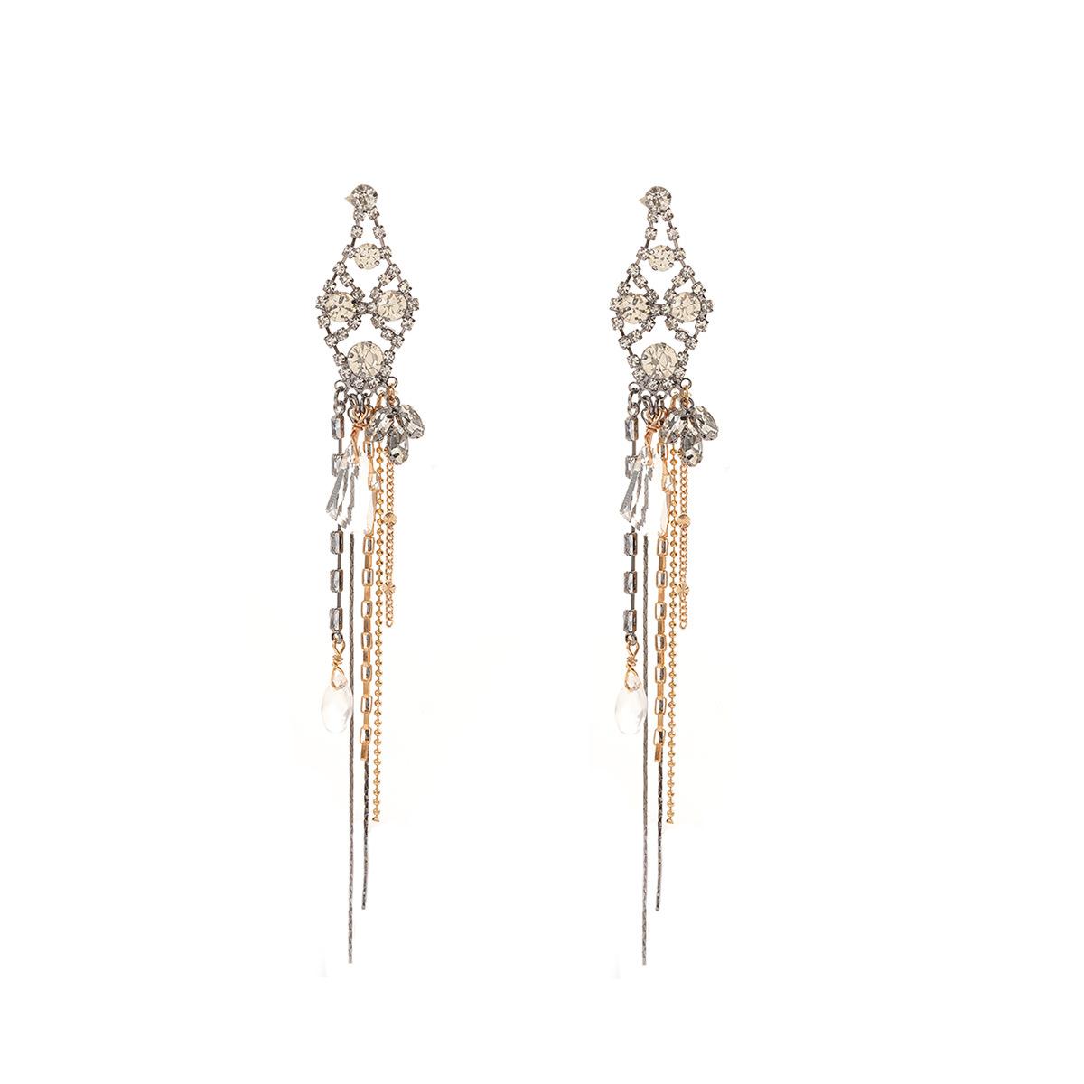Exaggerated women s long water diamond claw chain tassel earrings, fashionable banquet super sparkling crystal earrings золотой