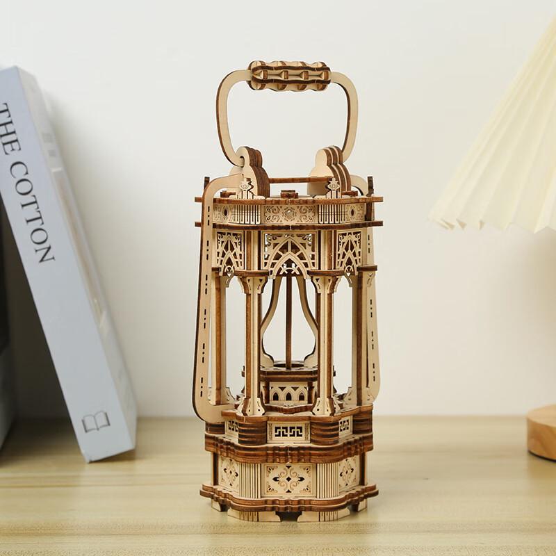 Wooden 3D Puzzle Retro Lantern