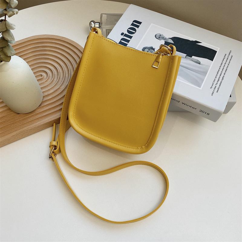 Summer Japanese Mori Women's Small Bag 2025 Summer New Small Satchel Fashionable Simple Messenger Women's Bag Trendy Cool Bag Women