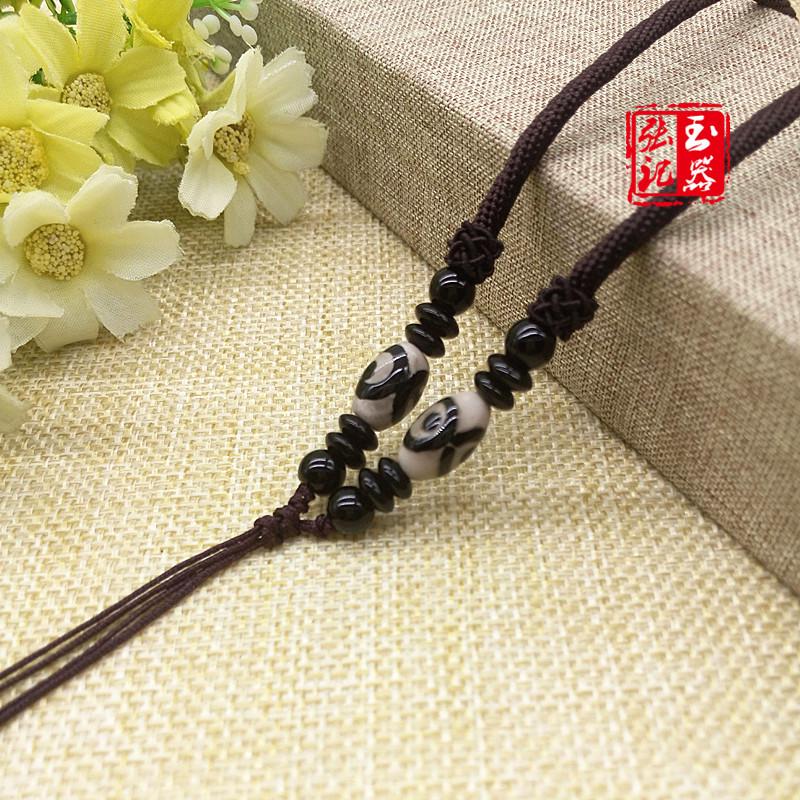 

Three-Eyed Dzi Agate Jade Beaded Pendant Necklace in Ethnic Style