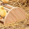Hühnerstange Holz Küken Sitzstange Ständer, Kiefernholz Stange, Halbkreisförmiges Geflügelstall Spielzeug Klettergerüst für Aufzuchtbox Papageien Gebrauch, Montage
