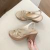 Malé sandály na vysokém podpatku dámské 2025 léto nové na silné podrážce vysoký podpatek otevřená špička zadní pásek s všestrannými sandály