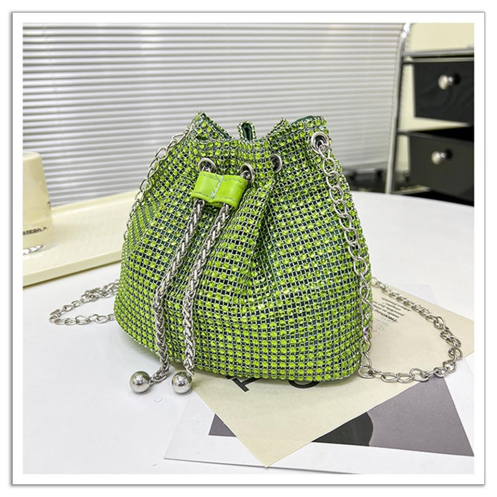 Bolso de Mano Nuevo Moderno y Elegante para Mujeres, Bolso de Hombro Diamantado Texturizado, Bolso de Cadena a la Moda, Bolso Diagonal Tipo Cubo de Agua