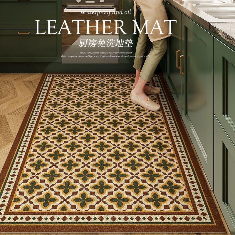 Simple Kitchen Floor Mat Water Absorbent and Anti-Slip with Vintage Style and Durable Silica Gel Rug for Home Decoration