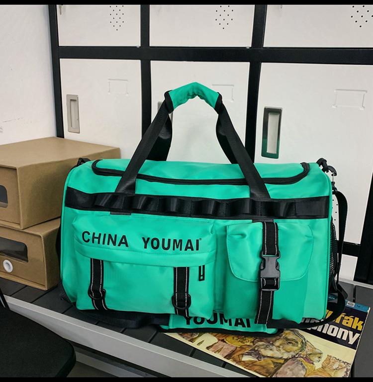 

Unisex Large-Capacity Crossbody Backpack with Wet/Dry Separation