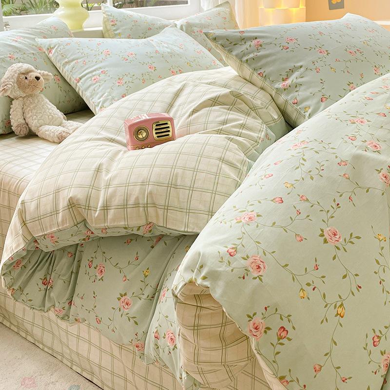 Bedding Four-piece Set Printed Skin-friendly Water Wash Sheets Quilt Cover Pillowcase Set