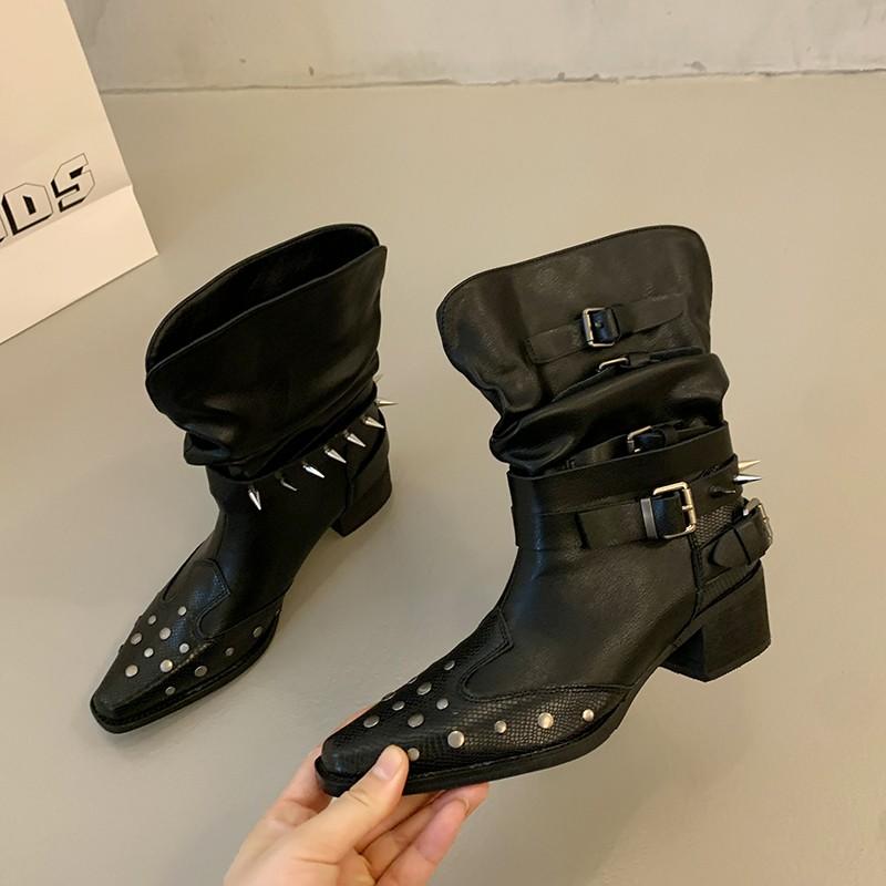 Stivaletti Western Cowboy Plissettati da Donna Punta Affusolata Tacco Blocco Sottile Fibbia Metallica Borchiata Stivali da Cavaliere con Manica
