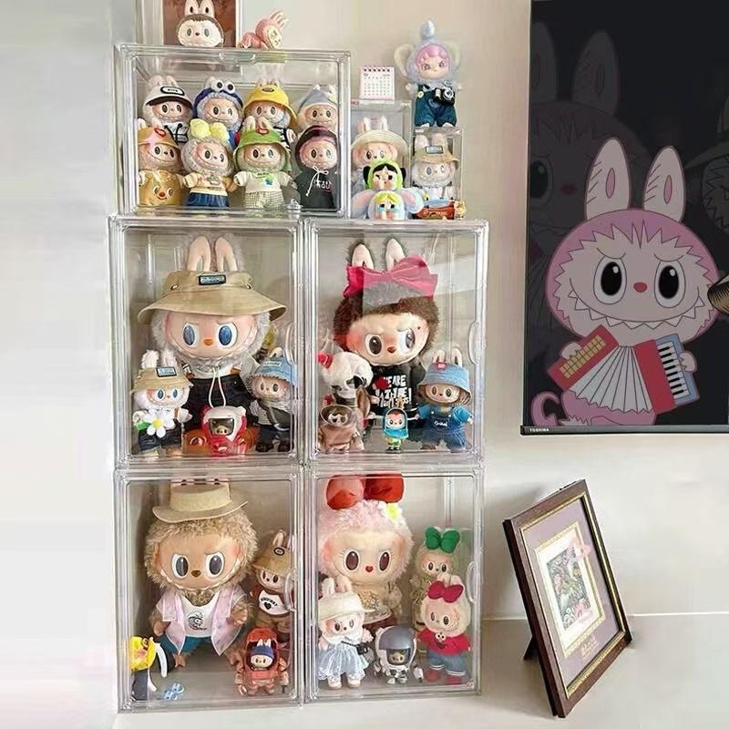 

Labubu Labubu Blind Box Magnetic Storage Box Vinyl Doll Dustproof Display Rack Bubble Mate Dolls Manipulatives Product Name: Doll Display Box No Partition