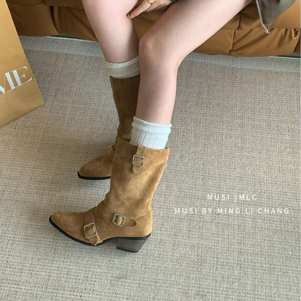2025 Korean Version of the New Niche Design Retro French Short Boots Small Square Head Western Boots Suede Medium Boots Women's Boots