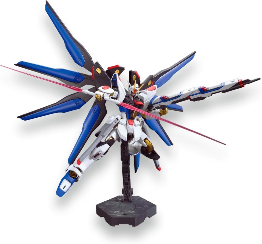 HGCE Strike Freedom SEED DESTINY Maßstab Plastikmodellbausatz [HG] ZGMF-X20A 1/144 vorgemalt