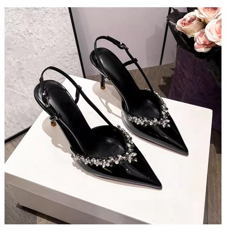 Damesko Sexy spiss tå Tynne høye hæler Sko Luksuriøse rhinesteiner Bankettsko Skinn Kjolesko Bryllupssko for kvinner