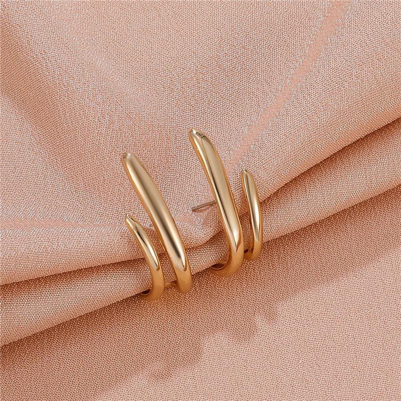 New Design Irregular U-Shaped Gold Color Earrings For Woman Vintage Fashion Exquisite Statement Jewelry Girls
