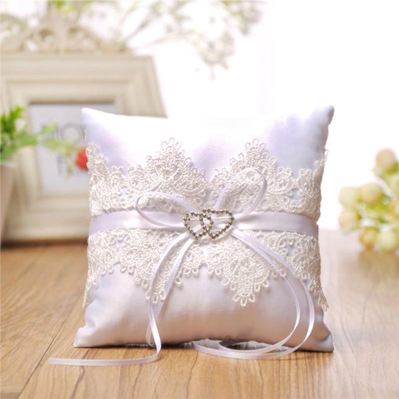 1pcs 15*15*6CM Hellow-out Lace Double-heart Pattern Ring Pillow Romantic Wedding Bride Ring Holder