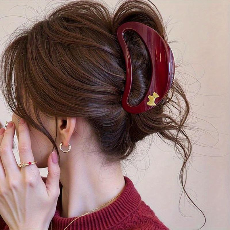 1pc Fashion French Sweet Temperament Acrylic Large Shark Clip, Hollow Oval Hair Claw for Women, Versatile Hair Accessory for Daily Wear