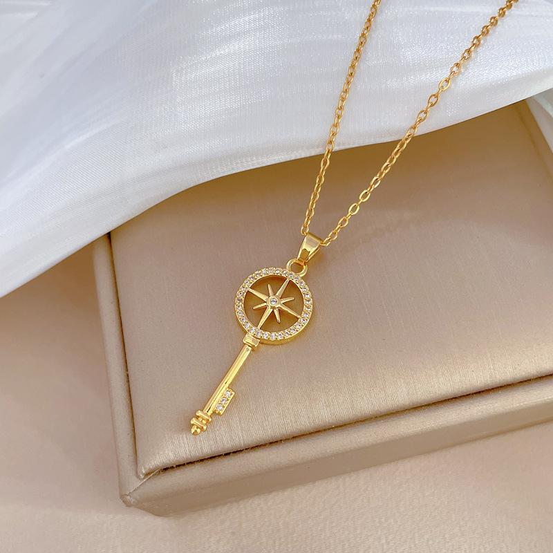 Octagram Key Light Luxury Temperament Gorgeous Full Diamond Necklace Female Versatile Collarbone Chain Titanium Steel Chain