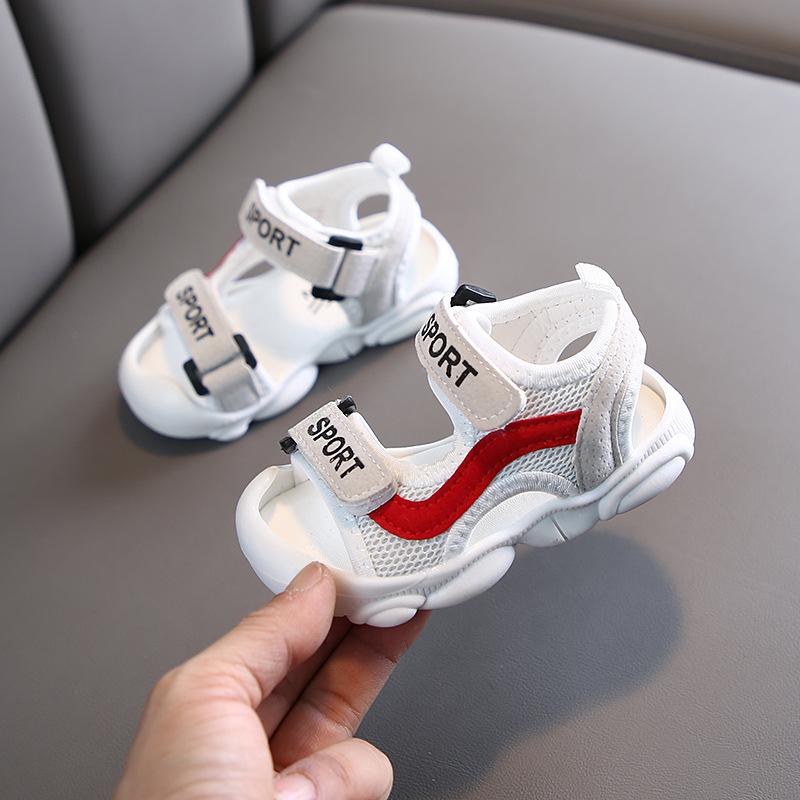 

Летние новые туфли для малышей, туфли для девочки-одноклассницы, туфли-сандалии с закрытым носком для мальчика, 0-1-3 -4 года, пляжная обувь для 2 детей 25 белый