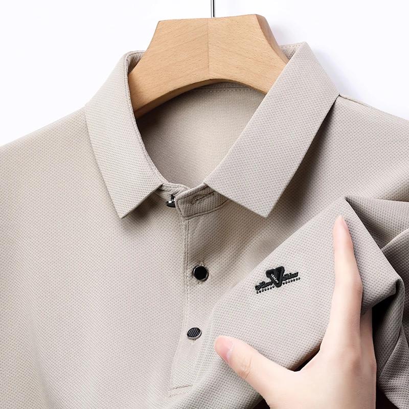 Nová pánská business casual košile s krátkým rukávem s odznakem, jednobarevná polokošile, módní, prodyšná, pohodlná, všestranný top