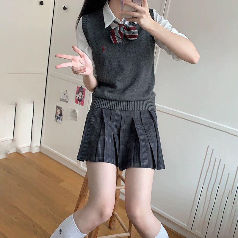 

Жилет JK средней школы Мидзухара: Аутентичный вязаный кардиган в японском стиле для женщин - Идеально подходит для осени и зимы. S