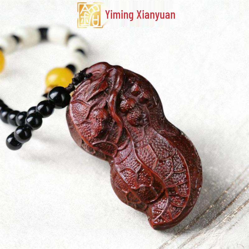 Rosewood Bamboo Joint Golden Cicada Carving – Boyfriend's Personal Ornament