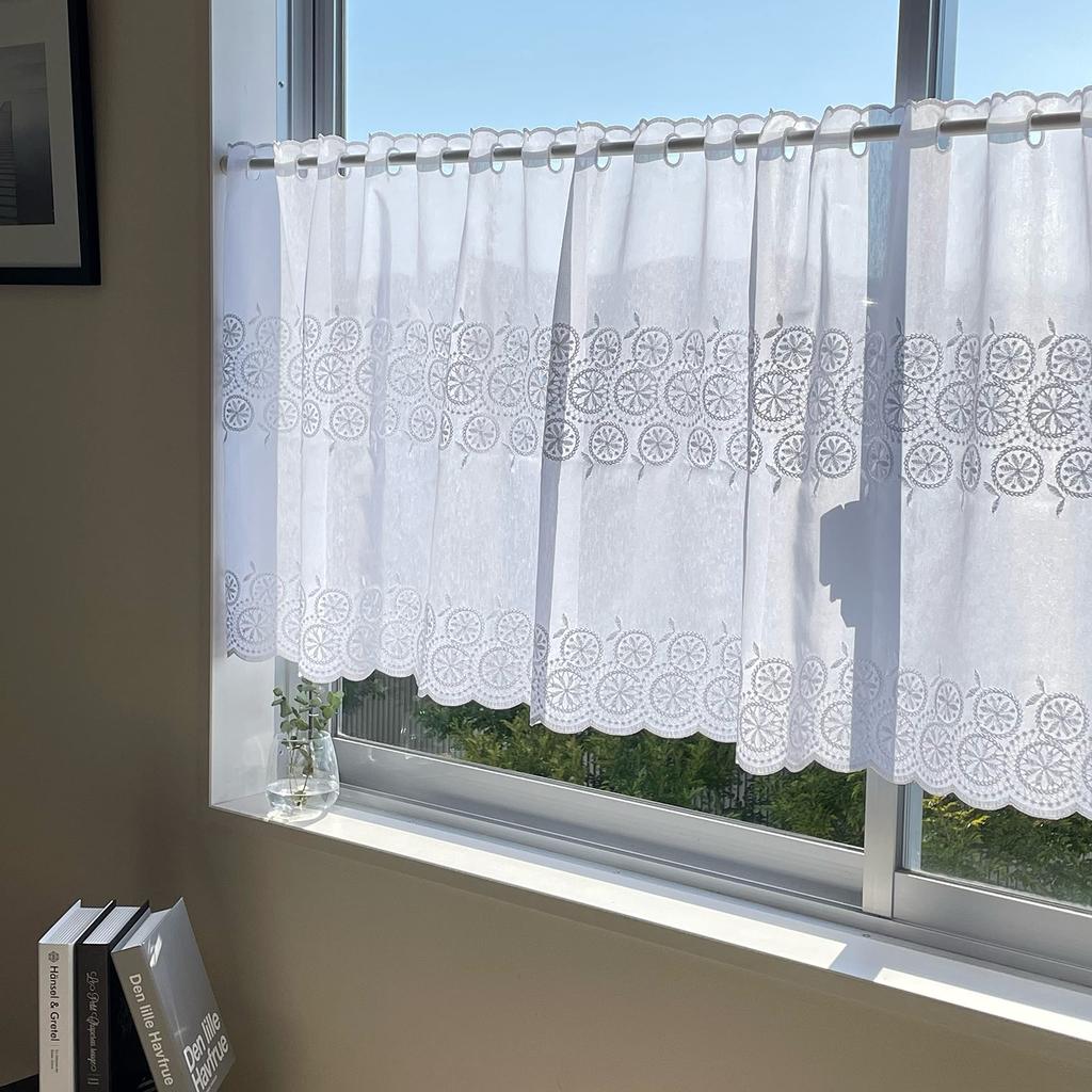 INTERIX Embroidered Lace Cafe Curtain for Small 100cm Wide X 90cm Made In Daisy White CF5-100-90 Windows, Long, Japan, Pattern,