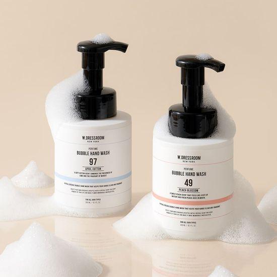 W.DRESSROOM Bubble Hand Wash 300ml (April Cotton, Peach Blossom)